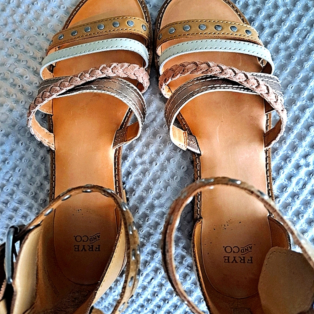 Frye  Sandals